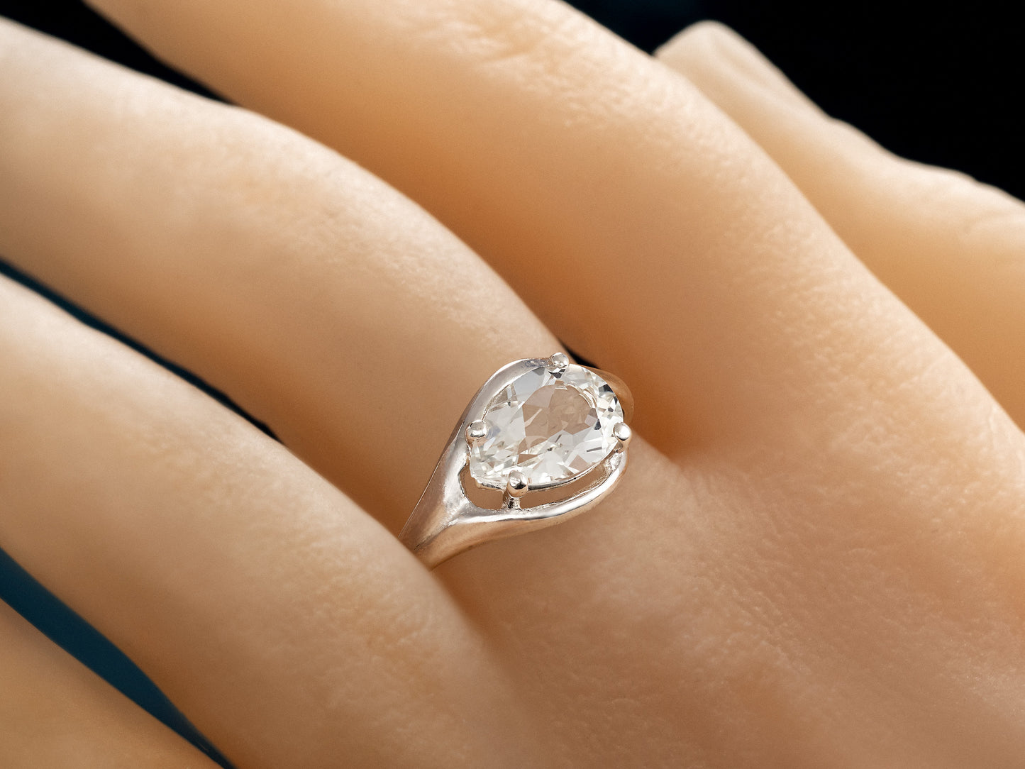 Elegant handmade pear shaped white topaz ring. Natural Gem from Brazil. Premium Silver. 4-prong tray, side set design.