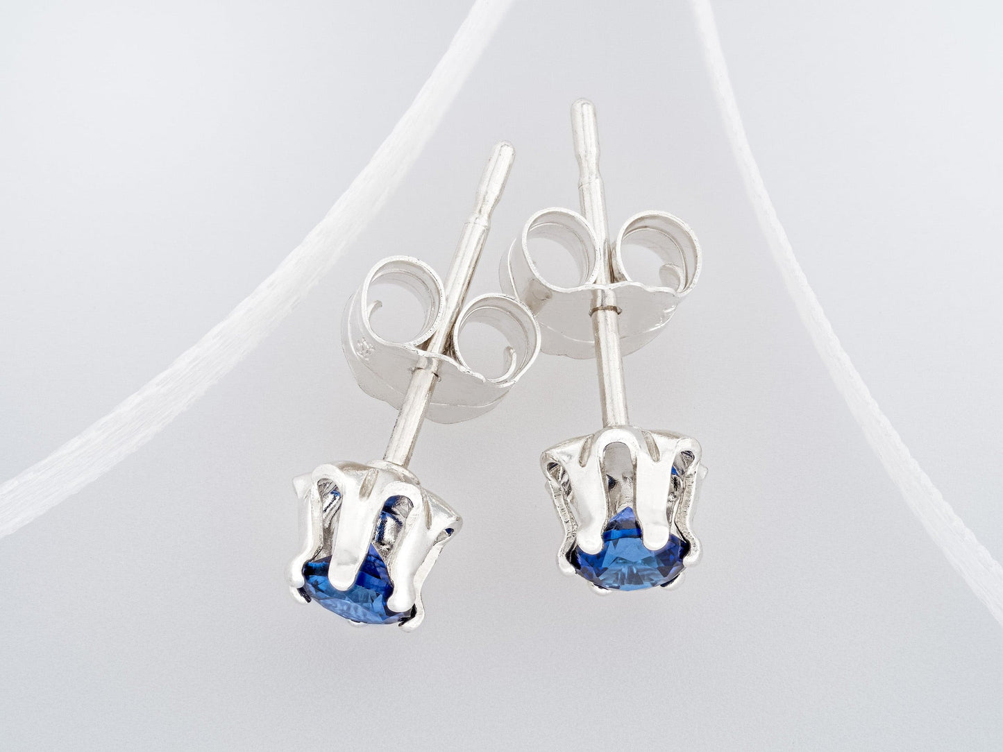 Beautiful Medium Dark Blue Sapphire Earrings. 3mm Round. Chatham Gemstones. Sterling Silver, 6-Prong Studs, Buttercup style.