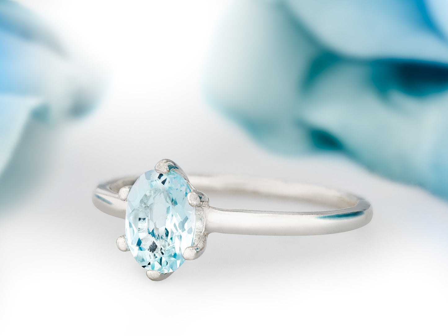 Padre Paraiso, Brazil Aquamarine!  Beautifully Cut Light Blue Green Aquamarine Solitaire Ring!  7x5mm, Oval.  Sterling Silver Ring.