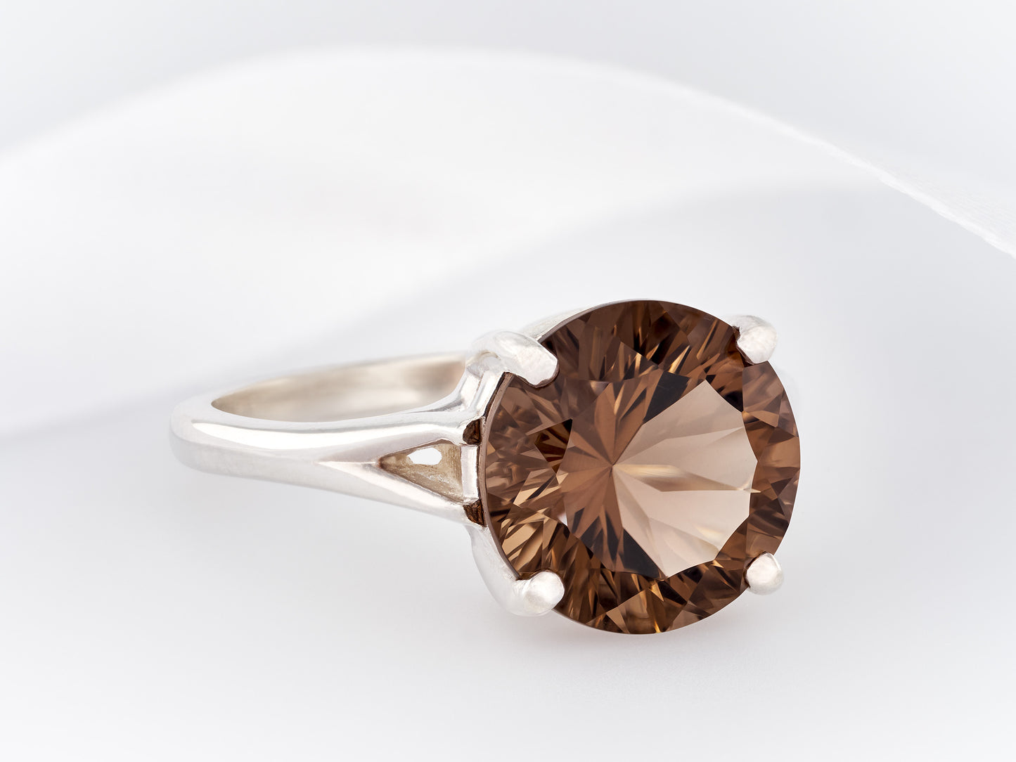 Concave cut Smoky Quartz gemstone solitaire premium silver ring from Brazil. Rich Brown Sparkling, 10mm round cut to perfection.