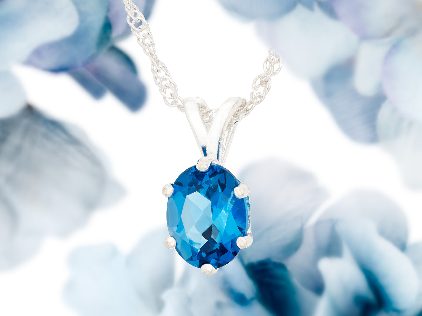 Gorgeous London Blue Topaz necklace. 9x7mm Oval, faceted, natural Brazilian Topaz. Sterling Silver.