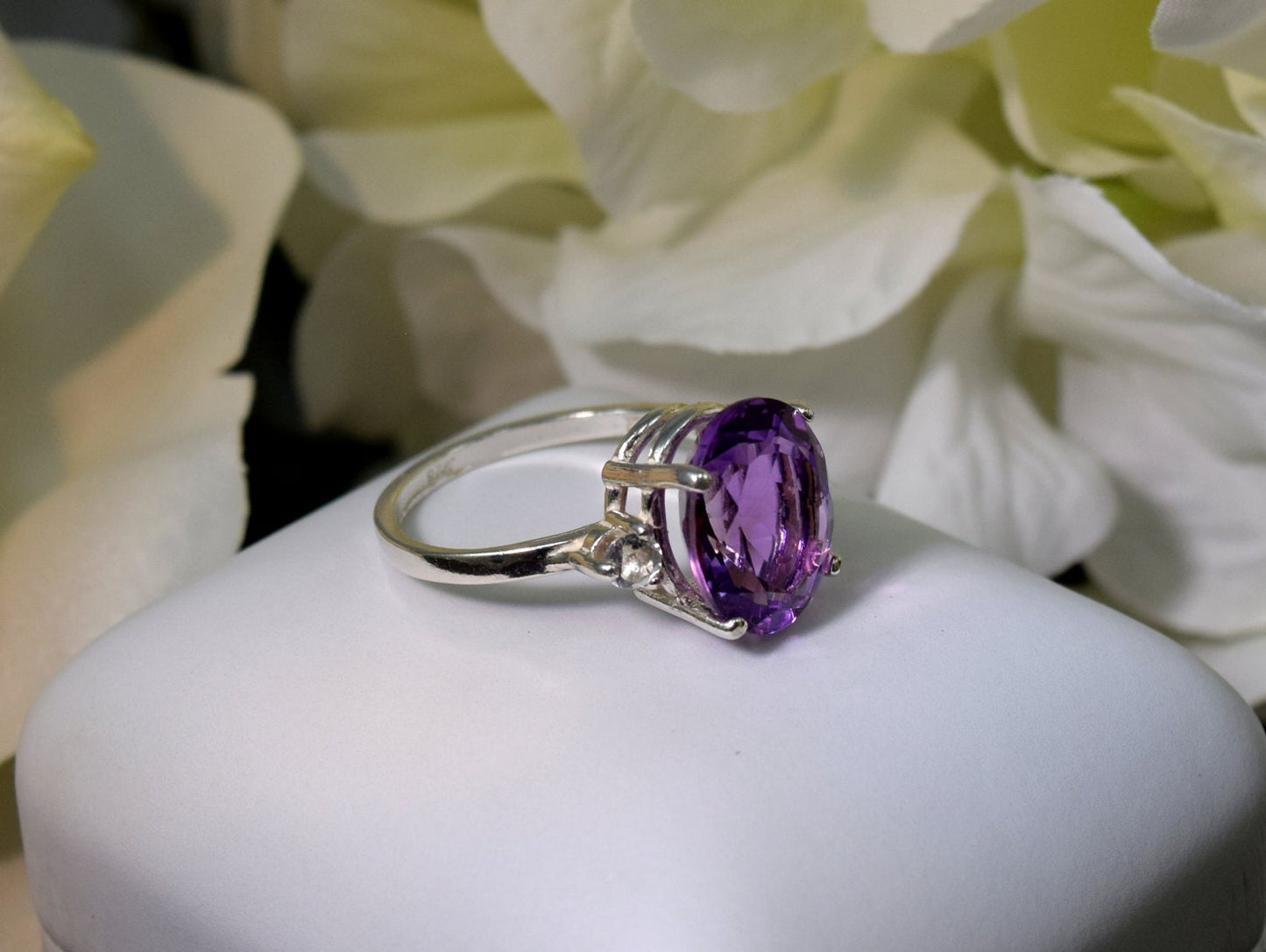 Expertly Cut, Gorgeous Brazilian Amethyst Ring. Beautiful Purple! 12x10mm, Oval Facet Cut, 4.45ctw, VVS.  White Topaz Accents.