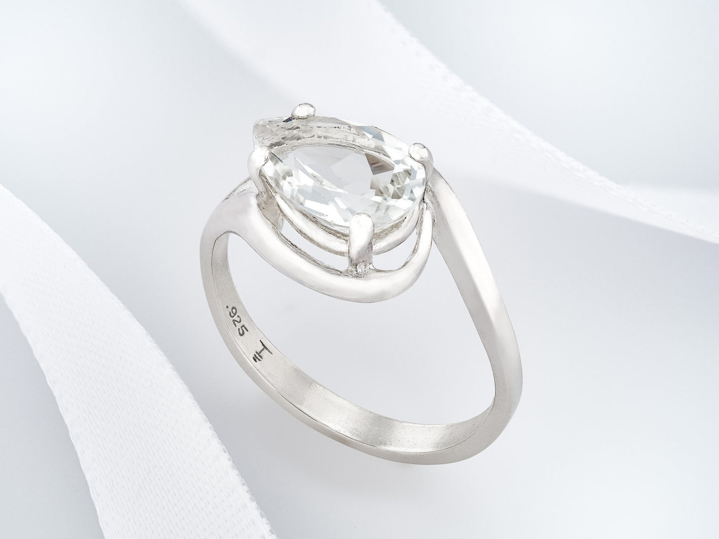 Elegant handmade pear shaped white topaz ring. Natural Gem from Brazil. Premium Silver. 4-prong tray, side set design.