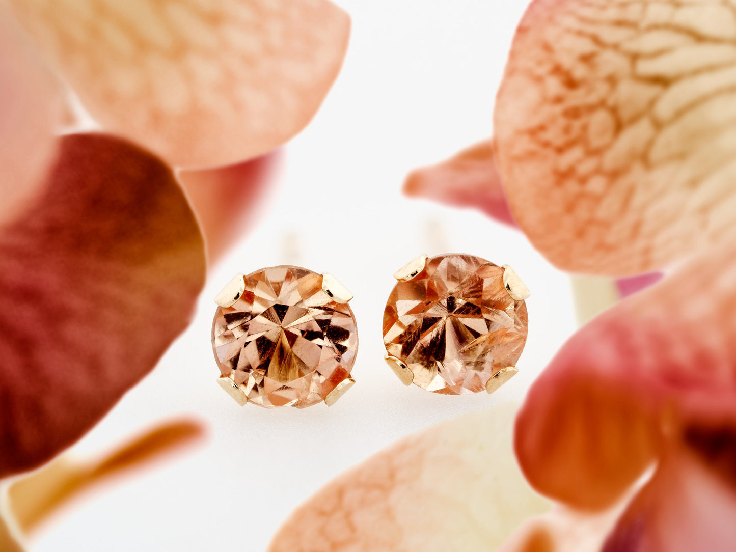 Rare, 3mm Diamond Cut Imperial Topaz Earrings in 14kt Yellow Gold. Yellow Orange. Ouro Preto, Brazil. 4-Prong Studs.