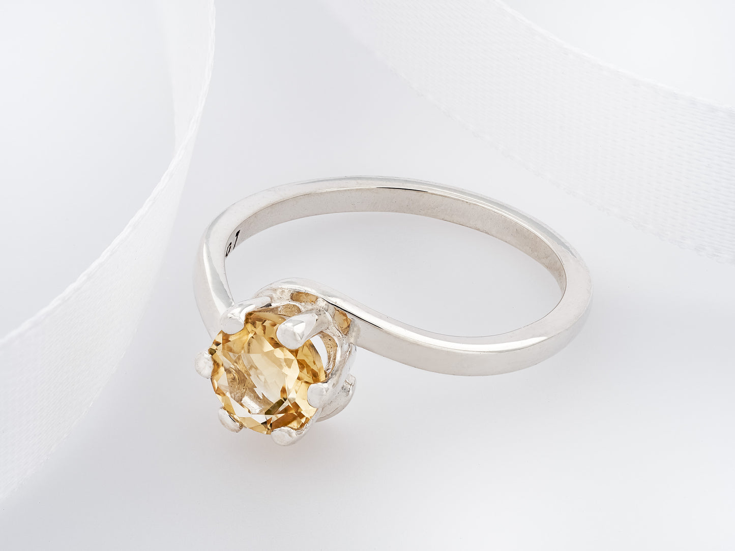 Bright, Sparkling Natural Yellow Brazilian Citrine! 6mm Round Faceted. Crescent premium sterling silver ring. Select size.